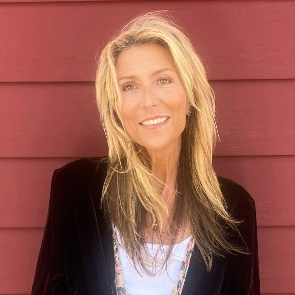 Author Raven Howell